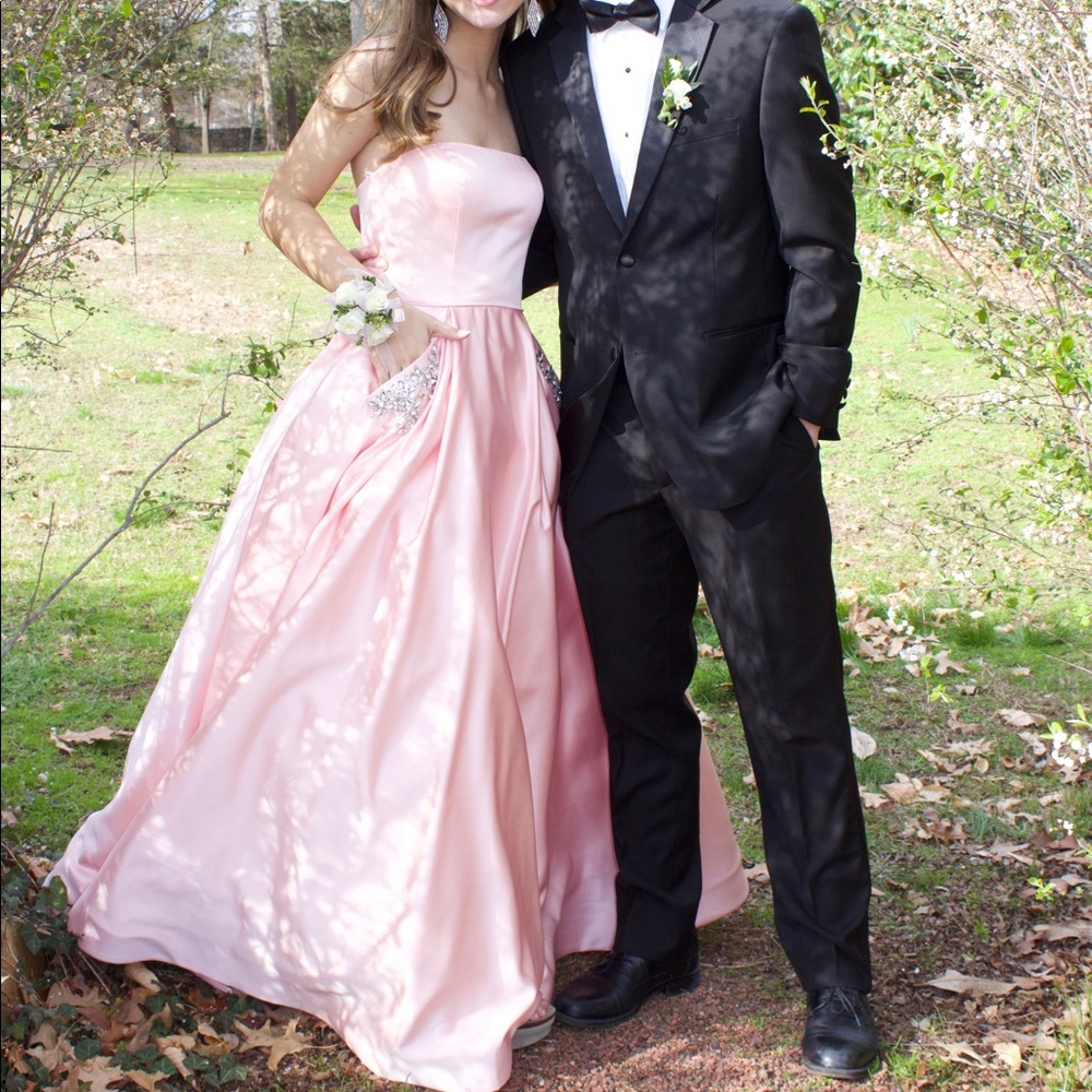 Sherri Hill Prom Dress - Picture 2 of 6